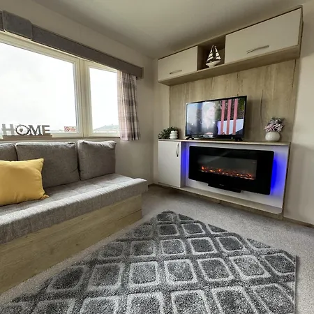 Chalet Coastal Caravan *