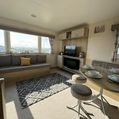 Coastal Caravan * Perranporth